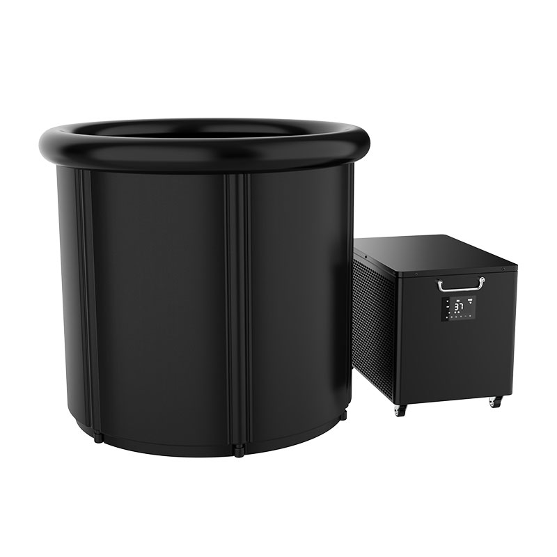 Multilayered Ice Plunge Tub Freestanding