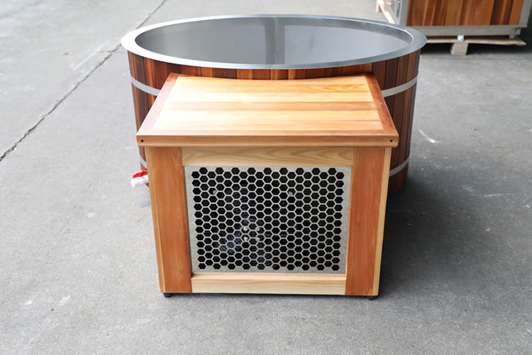 Red Cedar Cold Plunge Tub with 304 SS Liner